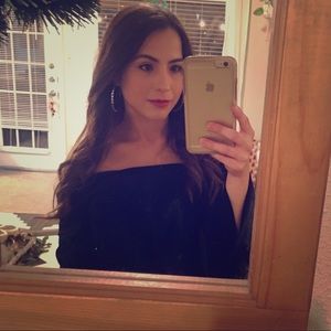 Meet your Posher, Elizabeth